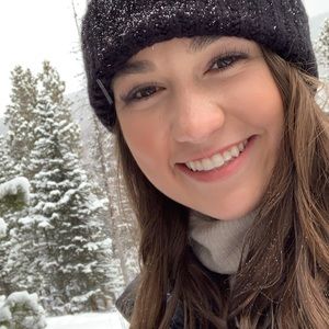 Meet your Posher, Kassandra